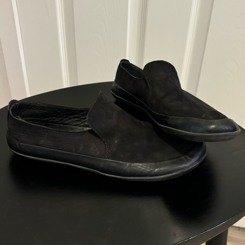 Vivobarefoot Opanka Womens black barefoot minimalist slip-ons, size 40